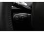 Peugeot 2008 1.2 PureTech Signature 110pk | Automaat | Navigatie | Airco | Trekhaak | Lichtmetalen Velgen | Cruise Control | Parkeersensoren Achter | Weinig Kilometers