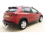 Peugeot 2008 1.2 PureTech Signature 110pk | Automaat | Navigatie | Airco | Trekhaak | Lichtmetalen Velgen | Cruise Control | Parkeersensoren Achter | Weinig Kilometers