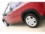 Peugeot 2008 1.2 PureTech Signature 110pk | Automaat | Navigatie | Airco | Trekhaak | Lichtmetalen Velgen | Cruise Control | Parkeersensoren Achter | Weinig Kilometers