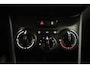 Peugeot 2008 1.2 PureTech Signature 110pk | Automaat | Navigatie | Airco | Trekhaak | Lichtmetalen Velgen | Cruise Control | Parkeersensoren Achter | Weinig Kilometers