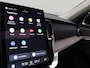 Volvo XC90 2.0 T8 Plug-in hybrid AWD Ultra Dark 455PK Aut. Pano-Schuifdak, Harman-Kardon Audio, Head-Up Display, Stoelverwarming/koeling/massage, Alarm, Adaptieve Cruise, Side Assist, Navi, Four-C Chassis, Trekhaak, 22" LM Velgen