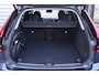 Volvo XC60 2.0 T8 Plug-in hybrid AWD Ultra Dark | Luchtvering | Bowers & Wilkins | Stoel ventilatie | Adaptieve Cruis Controle | Panorama dak | Electrische stoelen | Google on Board | Visual Park Assist (incl. 360º view) |