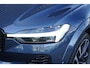 Volvo XC60 2.0 T8 Plug-in hybrid AWD Ultra Dark | Luchtvering | Bowers & Wilkins | Stoel ventilatie | Adaptieve Cruis Controle | Panorama dak | Electrische stoelen | Google on Board | Visual Park Assist (incl. 360º view) |