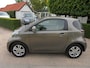 Toyota iQ 1.0 VVTi Aspiration Automaat **AUTOMAAT**NAVIGATIE**AIRCO**CAMERA**LEES TEKST**