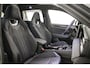 Volkswagen Tiguan R-Line Edition 1.5 TSI eHybrid 272pk DSG Automaat Trekhaak, Panoramadak, Black Style, 360 camera, Adaptive cruise control, Achteruitrijcamera, LED koplampen, Elektrische achterklep