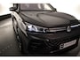 Volkswagen Tiguan R-Line Edition 1.5 TSI eHybrid 204pk DSG Automaat Trekhaak, Panoramadak, Black style, Adaptive cruise control, 360 camera, Achteruitrijcamera, Elektrische achterklep