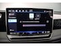 Volkswagen Tiguan R-Line Edition 1.5 TSI eHybrid 204pk DSG Automaat Trekhaak, Panoramadak, Black style, Adaptive cruise control, 360 camera, Achteruitrijcamera, Elektrische achterklep