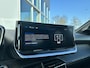 Peugeot 208 Hybrid 145pk e-DCS6 GT | Navigatie | Camera V+A | Full LED | Panoramadak | Parkeersensoren | Stoelverwarming | 17" LMV