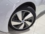 BMW i3 Basis Comfort Advance 22 kWh | 19'' LM Velgen | Stoelverwarming | Nette auto |