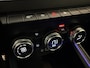 Renault Clio Esprit Alpine Tce 90 | dodehoek | adaptieve cruise | 17" velgen | tijdelijk gratis Top Afleverpakket twv Eur 695