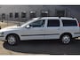 Volvo V70 2.4 Comfort Line, netto € 4.950, nwe koppeling & distributierie & gr beurt, bijtel vriendelijk!