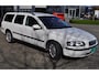 Volvo V70 2.4 Comfort Line, netto € 4.950, nwe koppeling & distributierie & gr beurt, bijtel vriendelijk!