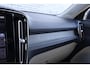 Volvo XC40 1.5 T4 Recharge Inscription | Lederen bekleding | Donker getint glas | Keyless | Navigatie | Apple CarPlay & Android Auto | Stuur-/stoelverwarming |