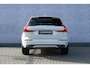 Volvo XC60 Recharge T6 340 pk AWD R-Design Volvo XC60 Recharge T6 AWD R-Design | Navi | Head-Up Display | Schuif-/Kanteldak | Keyless | 360 Camera | Adaptieve Cruise | Getint Glas | BLIS | Harman Kardon Audio | Stuur-/Stoelverwarming Voor + Achter | Standkachel | 22" LM