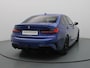 BMW 3-Serie 184pk 320i High Executive Camera | Adapt. Cruise | Navi | Parkeersens. v+a | Stoel-/stuurverw. | Trekhaak