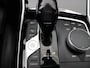 BMW 3-Serie 184pk 320i High Executive Camera | Adapt. Cruise | Navi | Parkeersens. v+a | Stoel-/stuurverw. | Trekhaak