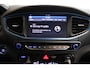 Hyundai Ioniq 1.6 GDi First Edition | Incl. 12 maanden garantie | Apple CarPlay | Navigatie | Cruise control | Schuif/kantel dak |Climate control | Lederen bekleding | Stoelverwarming voor + achter | 1e eigenaar | Lane assist | Dode hoek detectie | Achteruitrijcamera | Parkeersensoren voor + achter |
