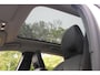 Volvo V40 Cross Country T3 Polar+ Luxury Premium audio by Harman Kardon | Panoramisch schuif/-kanteldak | Park Assist voor + achter | Parkeercamera achter | Verwarmbare voorstoelen | 17'' Lichtmetalen wielen