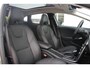 Volvo V40 Cross Country T3 Polar+ Luxury Premium audio by Harman Kardon | Panoramisch schuif/-kanteldak | Park Assist voor + achter | Parkeercamera achter | Verwarmbare voorstoelen | 17'' Lichtmetalen wielen