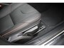 Volvo V40 Cross Country T3 Polar+ Luxury Premium audio by Harman Kardon | Panoramisch schuif/-kanteldak | Park Assist voor + achter | Parkeercamera achter | Verwarmbare voorstoelen | 17'' Lichtmetalen wielen
