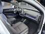Volvo EX30 Single Motor Extended Range Plus 69 kWh | Stoel/stuurverwarming | Keyless | Harman Kardon | Elektr. achterklep | Adaptieve cruise | BLIS