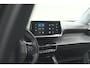 Peugeot e-2008 EV Active 50 kWh | Camera | Navigatie | Climate Control | Apple Carplay