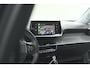 Peugeot e-2008 EV Active 50 kWh | Camera | Navigatie | Climate Control | Apple Carplay