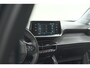 Peugeot e-2008 EV Active 50 kWh | Camera | Navigatie | Climate Control | Apple Carplay