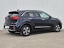 Kia Niro 1.6 GDi PHEV Plug-in DynamicLine Automaat / Glazen schuif- en kanteldak / Achteruitrijcamera / Apple Carplay Android Auto / Keyless Entry/Start / Airco / Adaptief cruise control / Lichtmetalen wielen 16“ /