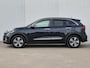 Kia Niro 1.6 GDi PHEV Plug-in DynamicLine Automaat / Glazen schuif- en kanteldak / Achteruitrijcamera / Apple Carplay Android Auto / Keyless Entry/Start / Airco / Adaptief cruise control / Lichtmetalen wielen 16“ /