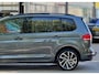 Volkswagen Touran 1.4 TSI Highline 7pers Pano Navi groot ACC Adaptive cruise Trekhaak Business R
