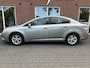 Toyota Avensis 1.6 VVTi Dynamic NIEUWE APK / RIJDT GOED / TREKHAAK / AIRCO / CR