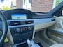BMW 3-Serie Touring 325i High Executive NIEUWE APK / PANODAK / STOELVERW. / CLIMA /