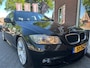 BMW 3-Serie Touring 325i High Executive NIEUWE APK / PANODAK / STOELVERW. / CLIMA /