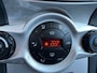 Ford Fiesta 1.4 Ghia NIEUWE APK / LEER / CAMERA / AIRCO / GROOT.SCHERM / LMV
