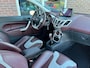 Ford Fiesta 1.4 Ghia NIEUWE APK / LEER / CAMERA / AIRCO / GROOT.SCHERM / LMV