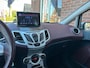 Ford Fiesta 1.4 Ghia NIEUWE APK / LEER / CAMERA / AIRCO / GROOT.SCHERM / LMV