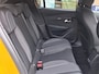 Peugeot e-208 EV 50kWh 136pk 3-fase Allure Pack Navigatie | Apple Carplay & Android Auto | Cruise & Climate control | 3D-cockpit | Achteruitrijcamera | P-hulp | BT