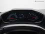 Peugeot 208 1.2 PureTech Allure Pack (APPLE CARPLAY,LED VERLICHTING,PARKEERSENSOREN,SPORTSTOELEN,CRUISE,CLIMATE,LM-VELGEN)
