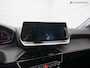 Peugeot 208 1.2 PureTech Allure Pack (APPLE CARPLAY,LED VERLICHTING,PARKEERSENSOREN,SPORTSTOELEN,CRUISE,CLIMATE,LM-VELGEN)