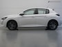Peugeot 208 1.2 PureTech Allure Pack (APPLE CARPLAY,LED VERLICHTING,PARKEERSENSOREN,SPORTSTOELEN,CRUISE,CLIMATE,LM-VELGEN)