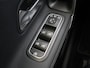 Mercedes-Benz A-klasse 180 Business Line |Elektrisch glazen panorama-dak| Getint glas | 2 zone clima | widescreen | Stoelverwarming