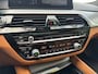 BMW 5-Serie 520i High Executive | VOL! | Dak | HUD | Carplay | Leer | M- Pakket |