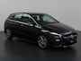 Mercedes-Benz B-klasse 180 AMG Line Panoramadak | Trekhaak wegklapbaar | Memory Stoelen