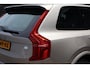 Volvo XC90 2.0 T8 Recharge AWD Ultimate Dark | Luchtvering | Head-up display | Bowers & Wilkins Audio | Elektr. verstelbare voorstoelen i.c.m. Memory | Stoel + stuurverwarming | 360 Camera | Schuif-\-kanteldak | Lederen dashoboard | Gelamineerde ramen |