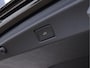 Volkswagen ID.7 Pro Business 77 kWh accu, 210 kW / 286 pk Variant | Trekhaak | Navigatie | 360-Camera | Stoel- en Stuurverwarming | Massagefunctie |