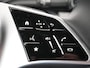 Mercedes-Benz A-klasse 180 Star Edition Luxury Line | Voorstoelen Verwarmd | DAB+ Radio | Achteruitrij Camera | Sfeerverlichting | 17" Lichtmetalen Velgen
