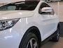 Nissan Qashqai 1.2 Connect Edition + PANODAK + NAVI !!!