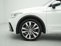 Volkswagen Tiguan 1.4 TSI eHybrid 245pk R-Line Business+ Panoramadak Navigatie Carplay Wegkl. trekhaak Camera  Headup Display 291