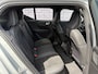 Volvo XC40 2.0 B3 Plus Dark | Harman/Kardon | Memory | Zitting verlengers | parkeersensoren vóór en achter | Google auto | Full LED | verwarmde voorstoelen en stuurwiel |